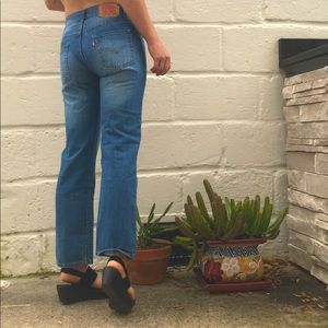 LEVI STRAUSS straight cut, mid-rise mom jeans